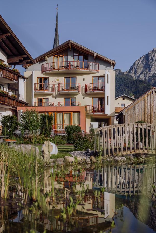 Hotel Goldener Stern Абтенау Екстериор снимка