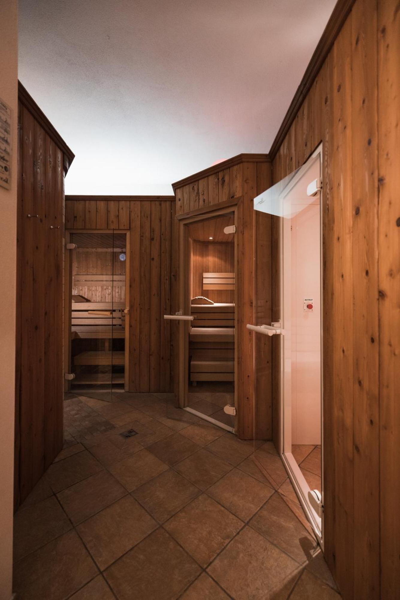 Hotel Goldener Stern Абтенау Екстериор снимка