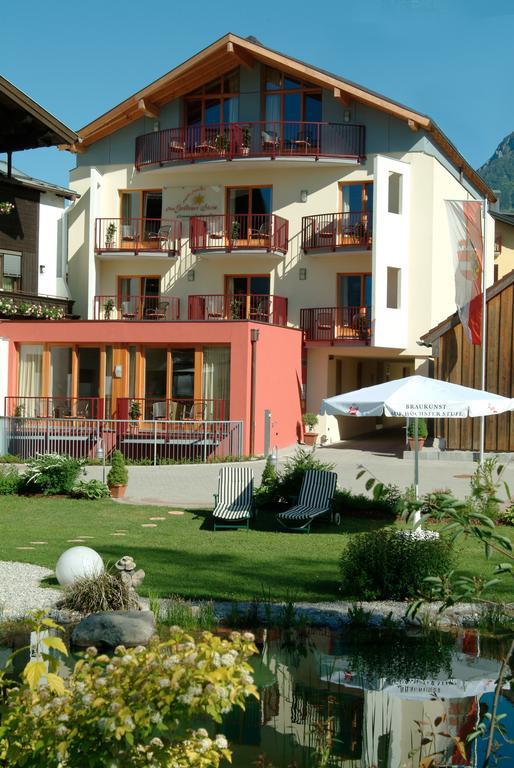 Hotel Goldener Stern Абтенау Екстериор снимка